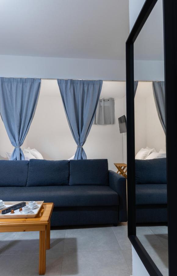 Aelia Apartment เมตามอร์โฟซี ภายนอก รูปภาพ