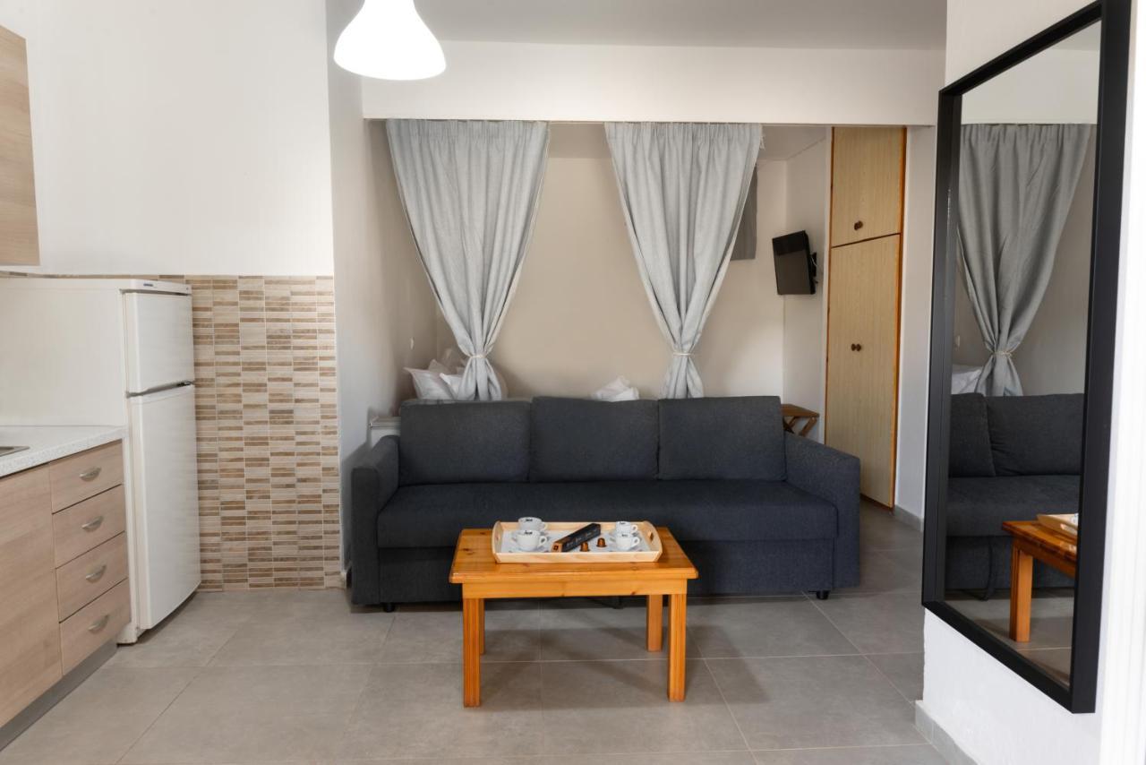 Aelia Apartment เมตามอร์โฟซี ภายนอก รูปภาพ